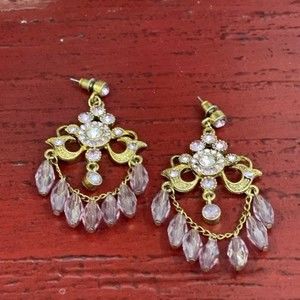 VTG Fashion Jewelry Gold Tone Purple Rhinestone Beaded Dangle Earrings # 220